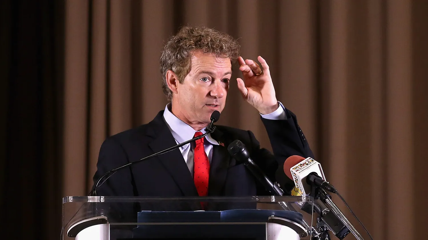 Republican presidential candidate Sen. Rand Paul (R-KY) addresses the Baltimore county Republican Party's annual Lincoln/Reagan Dinner at Martin's West June 9, 2015 in Baltimore, Maryland.
