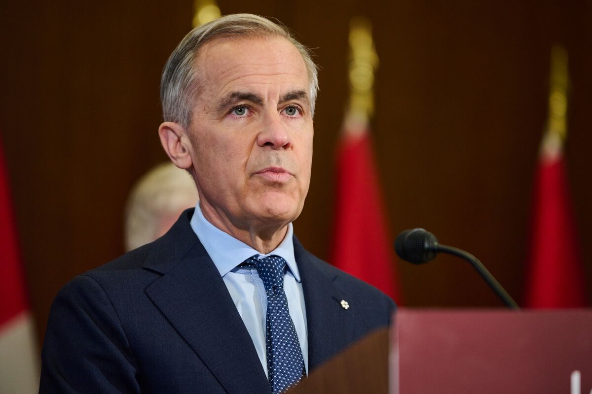 Canada Plans Announcement of Sovereign Wealth Fund in Economic Update