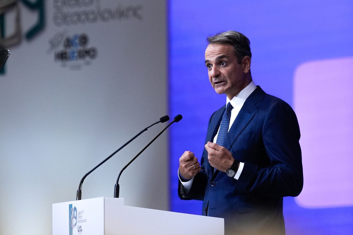 Greek Premier Says Momentum Behind EU Joint Debt for Defense