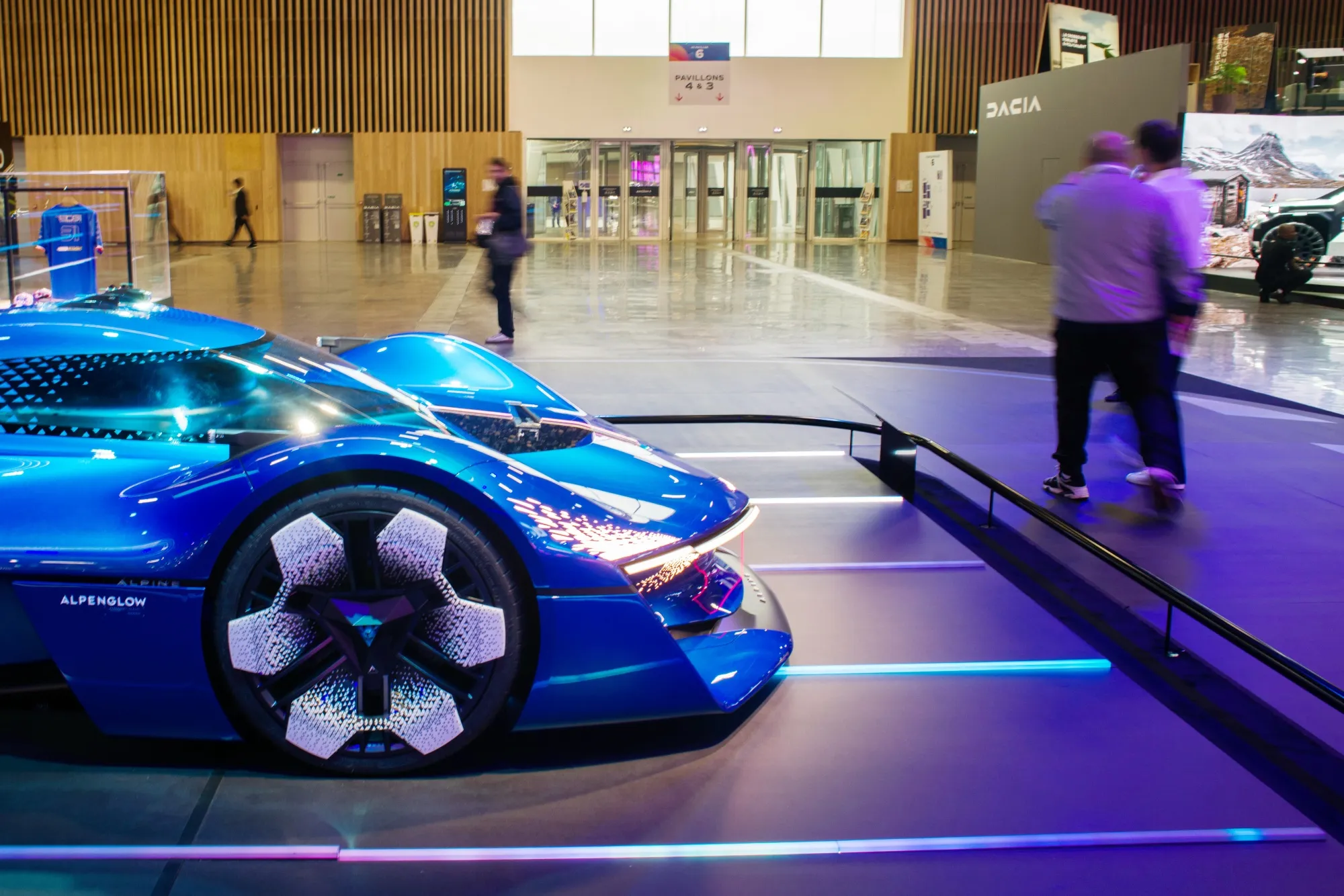 A Renault SA&nbsp;Alpine Alpenglow hydrogen-powered concept sports car at the 2022 Paris Motor Show.&nbsp;