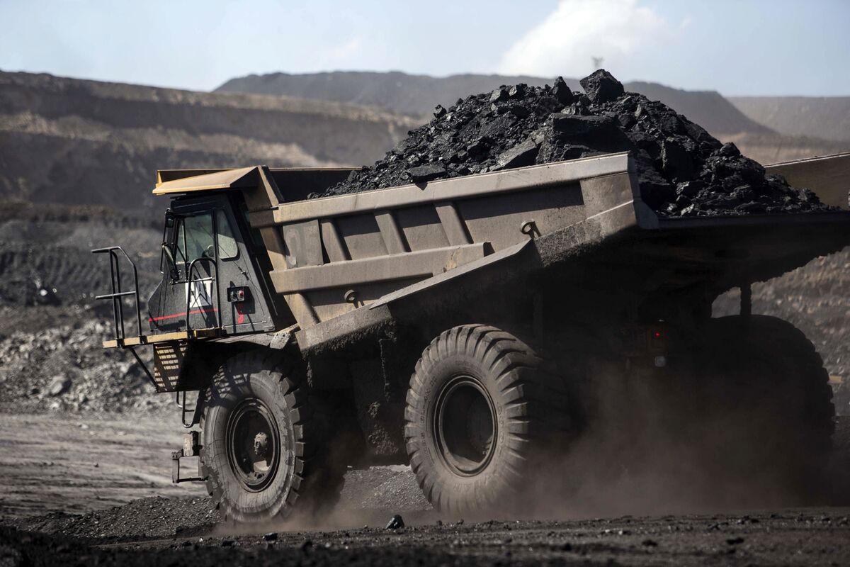 Commodities Giant Glencore (GLEN) Hits Decade High on Price Boom