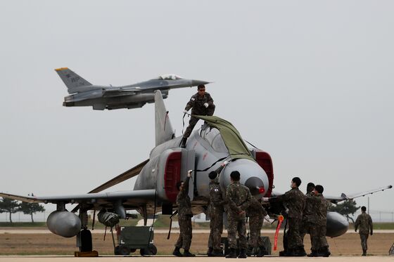 U.S., South Korea Reach Deal on Troop Costs Ahead of Summit