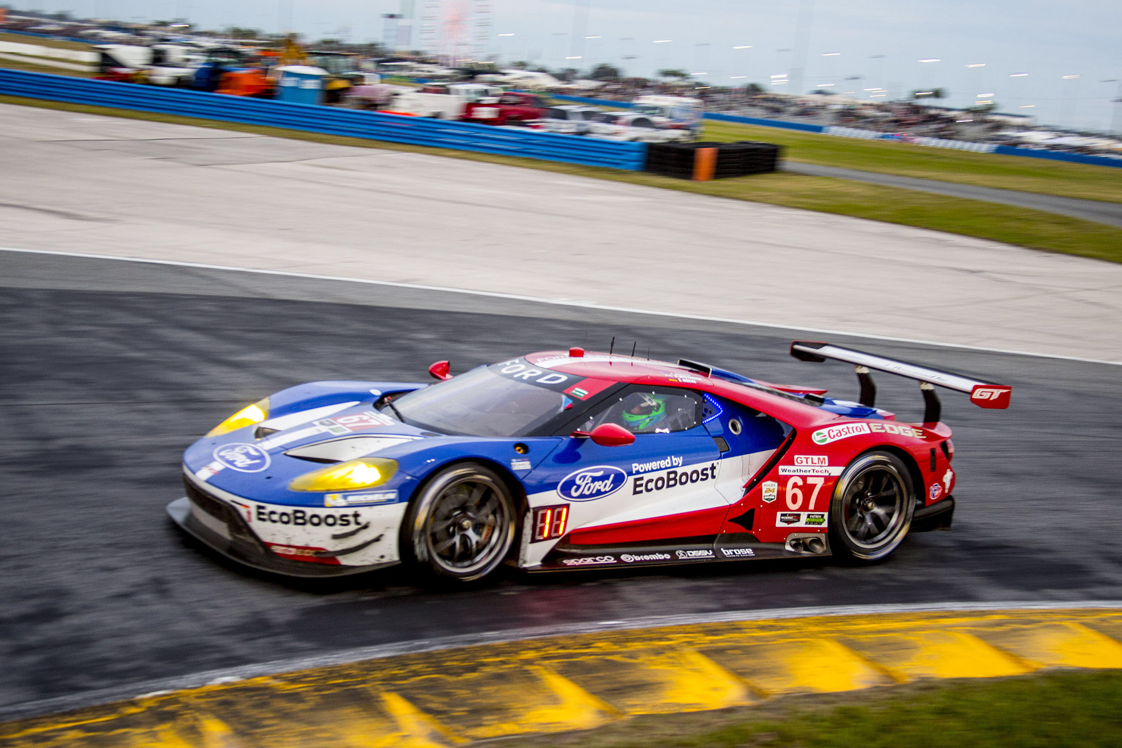 Ford GT vs GT4, Part Two – Karl on Cars