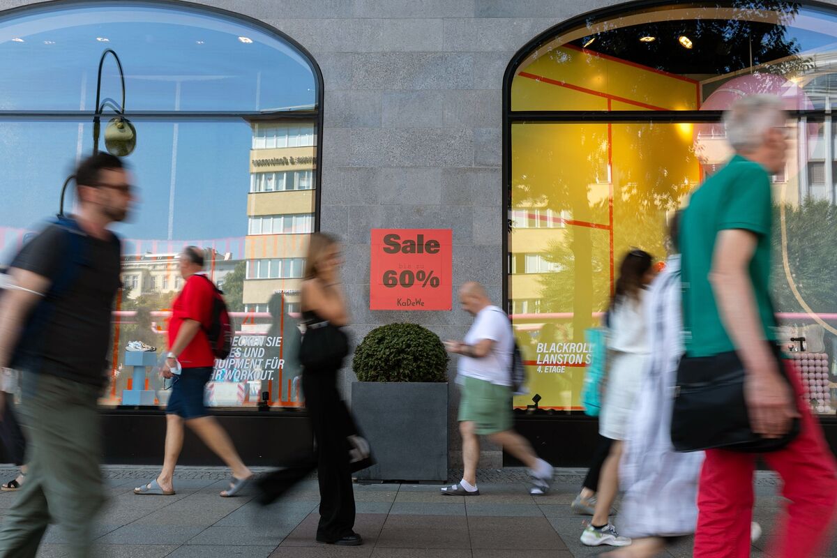 Distress in Europe Retail Above 2009 Levels, Weil’s Index Shows