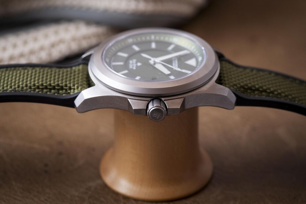 monocoque watch case