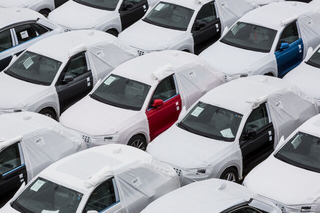 Europe Car Industry Woes Deepen As August Sales Drop Sharply - Bloomberg