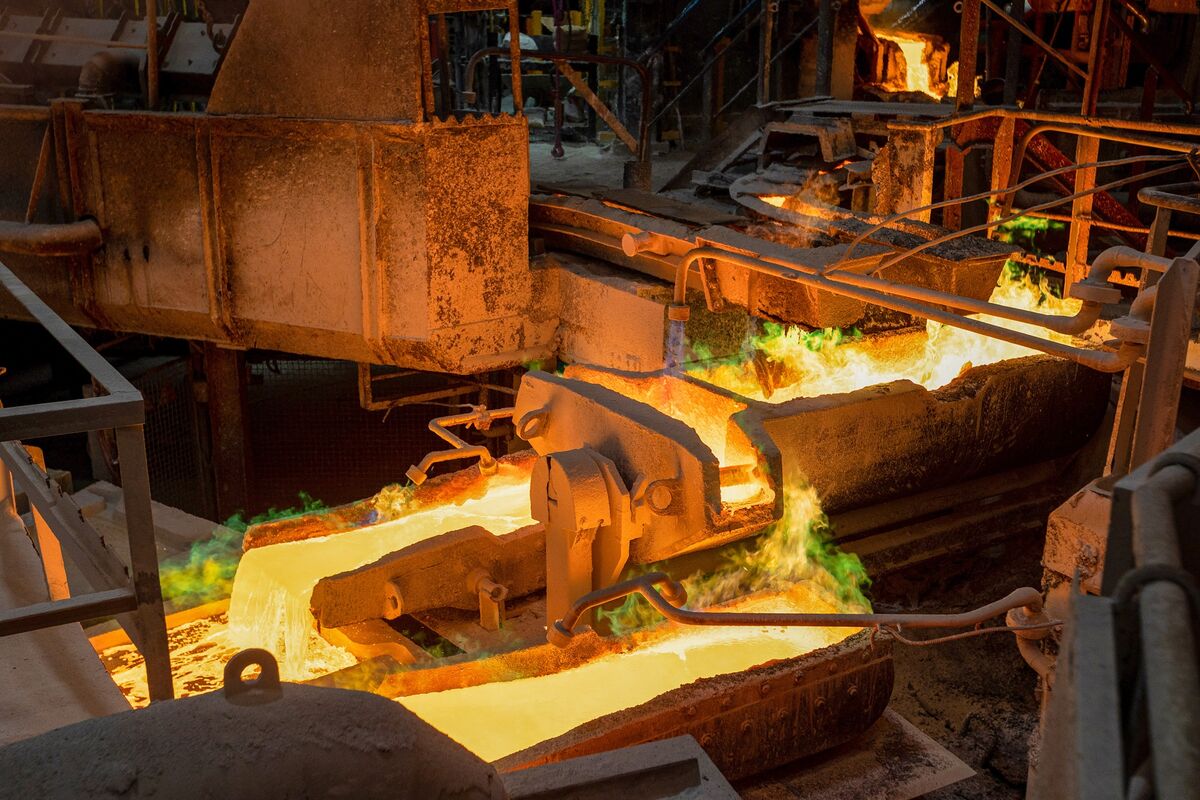 Fortescue Expands Into Copper by Buying Peru-Focused Explorer