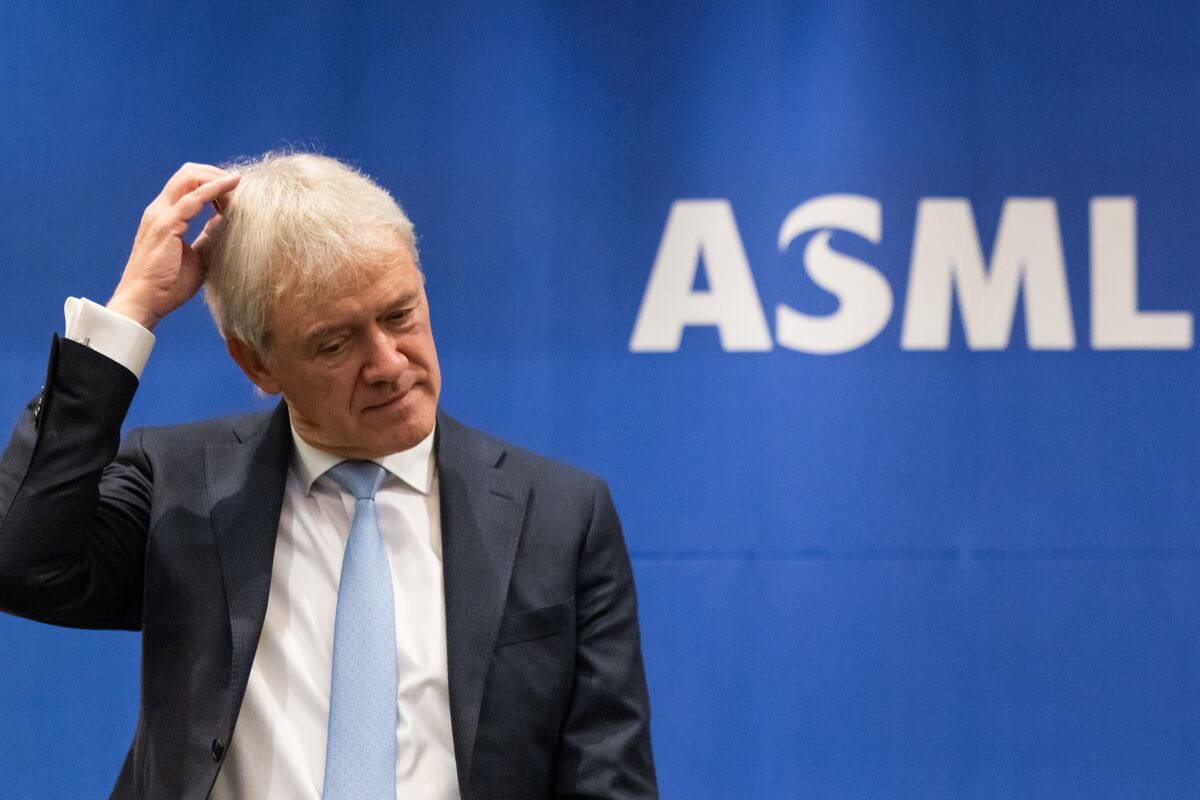 ASML、新たな対中規制をけん制－既存措置で「お手上げ」とCEO - Bloomberg