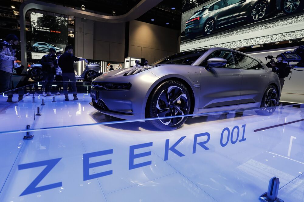 Geely Ev Brand Zeekr Raises 500 Million From Catl Investors Bloomberg