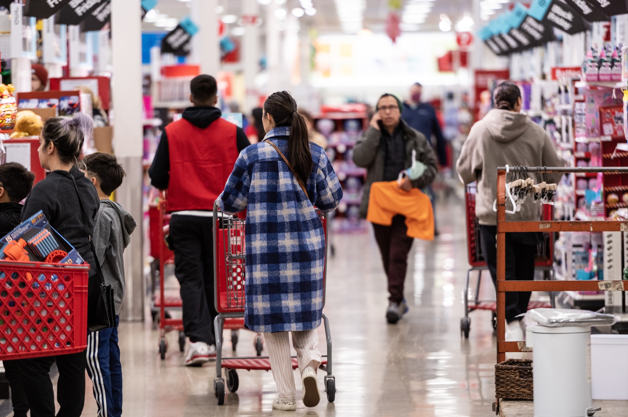 Retailers offer big deals for Black Friday but will shoppers spend?, Economy and Business