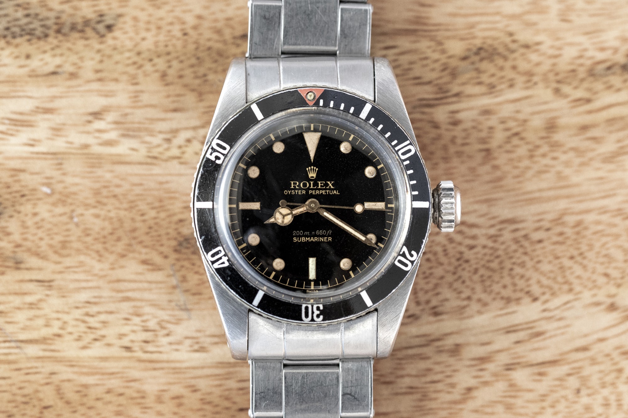 Rolex submariner 200m discount 660ft