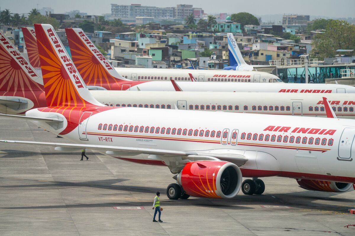 Air India Seeks Shareholder Funds Following $2.4 Billion Annual Loss