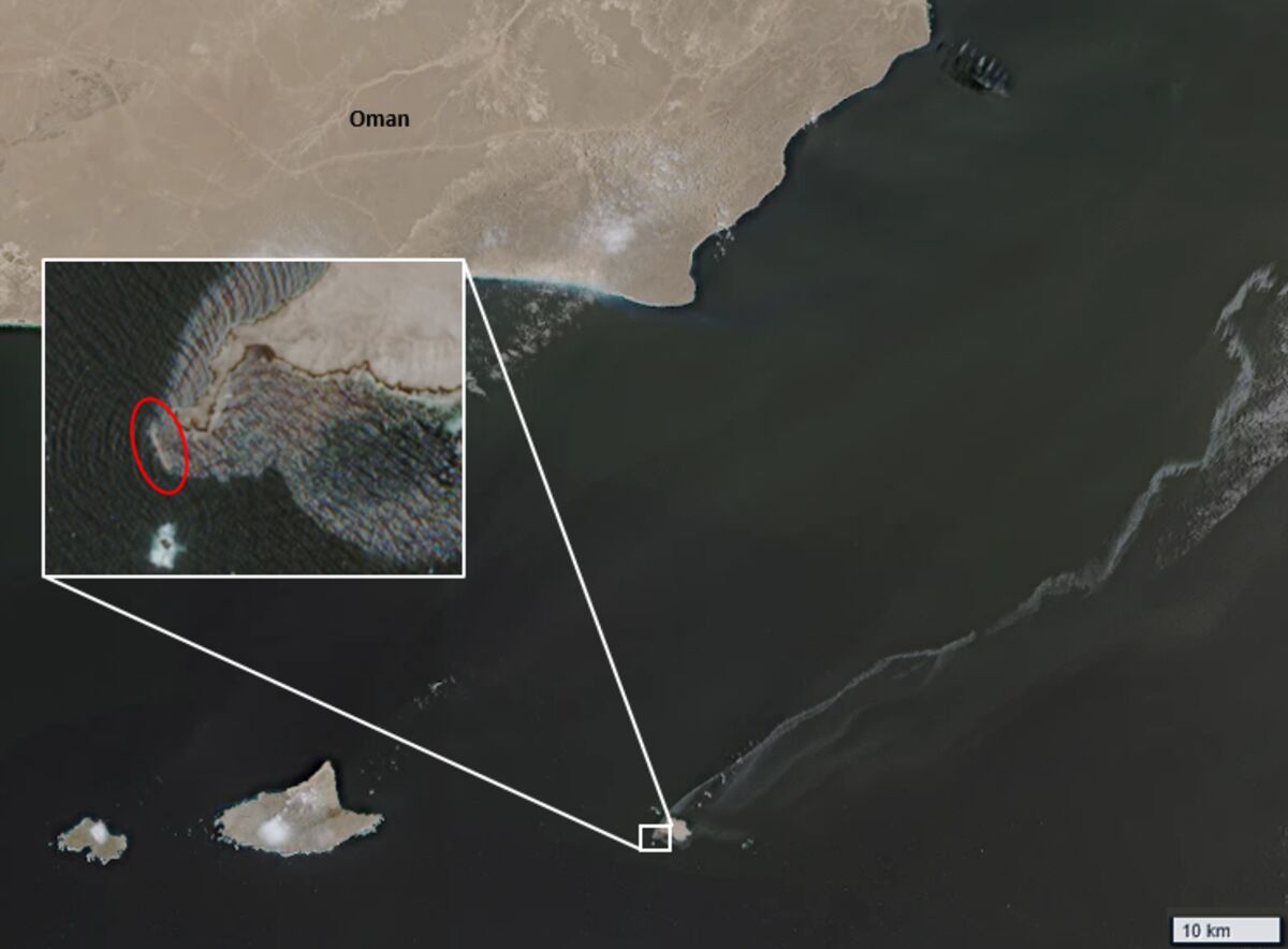Oman Handles Oil Slick More Than Six Times the Size of Manhattan