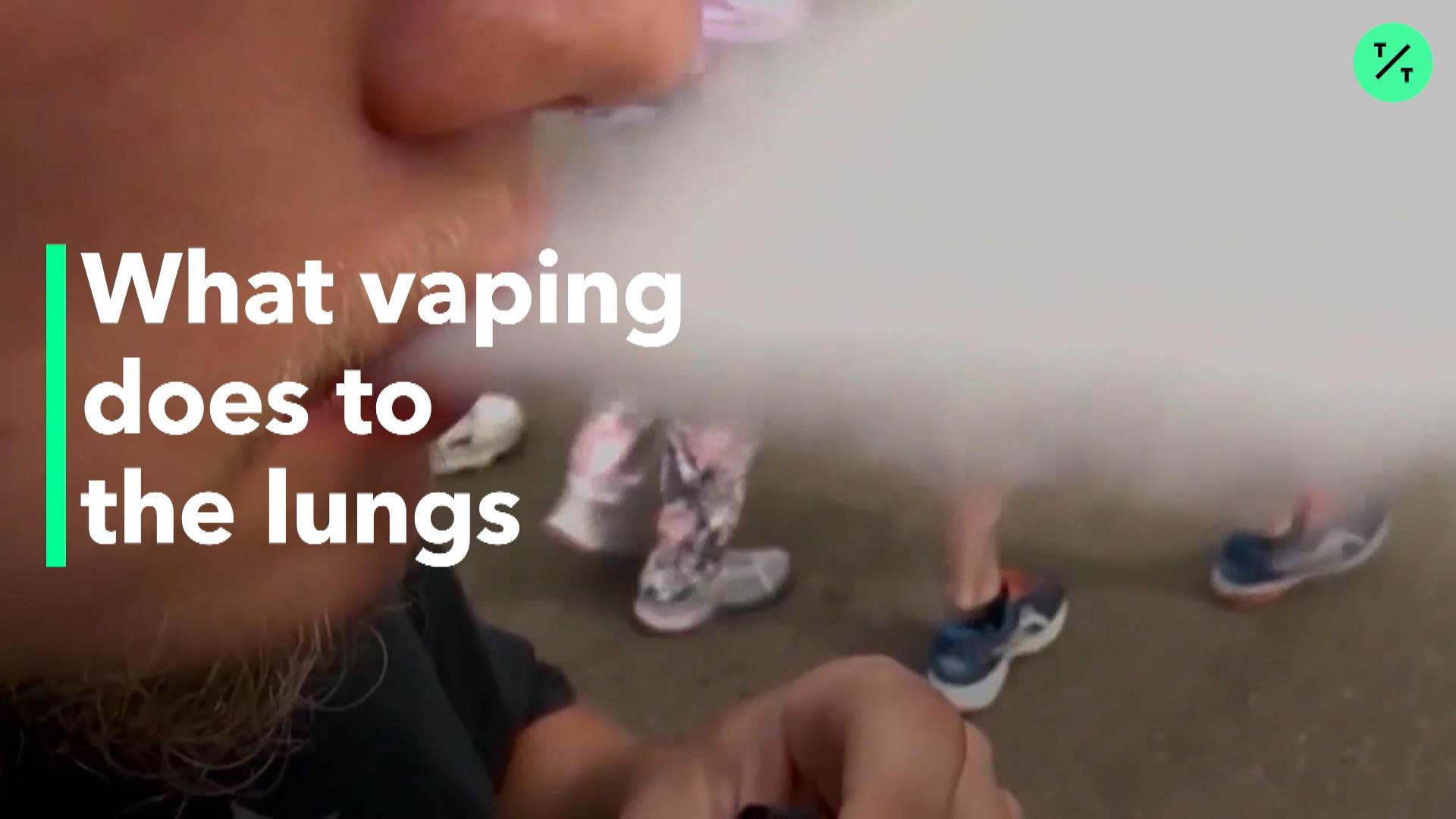 Watch What Vaping Does to the Lungs - Bloomberg