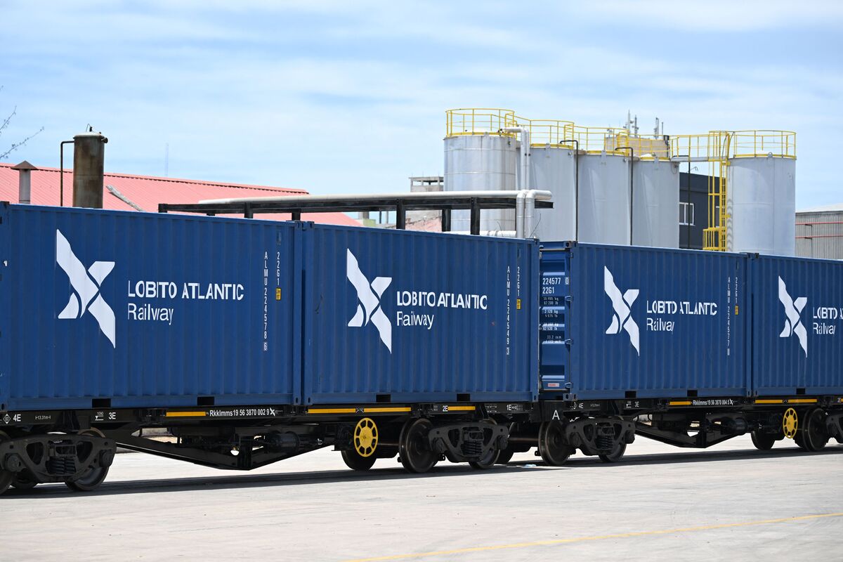 Lobito Railway Receives First Congo Shipment After Flood Repairs