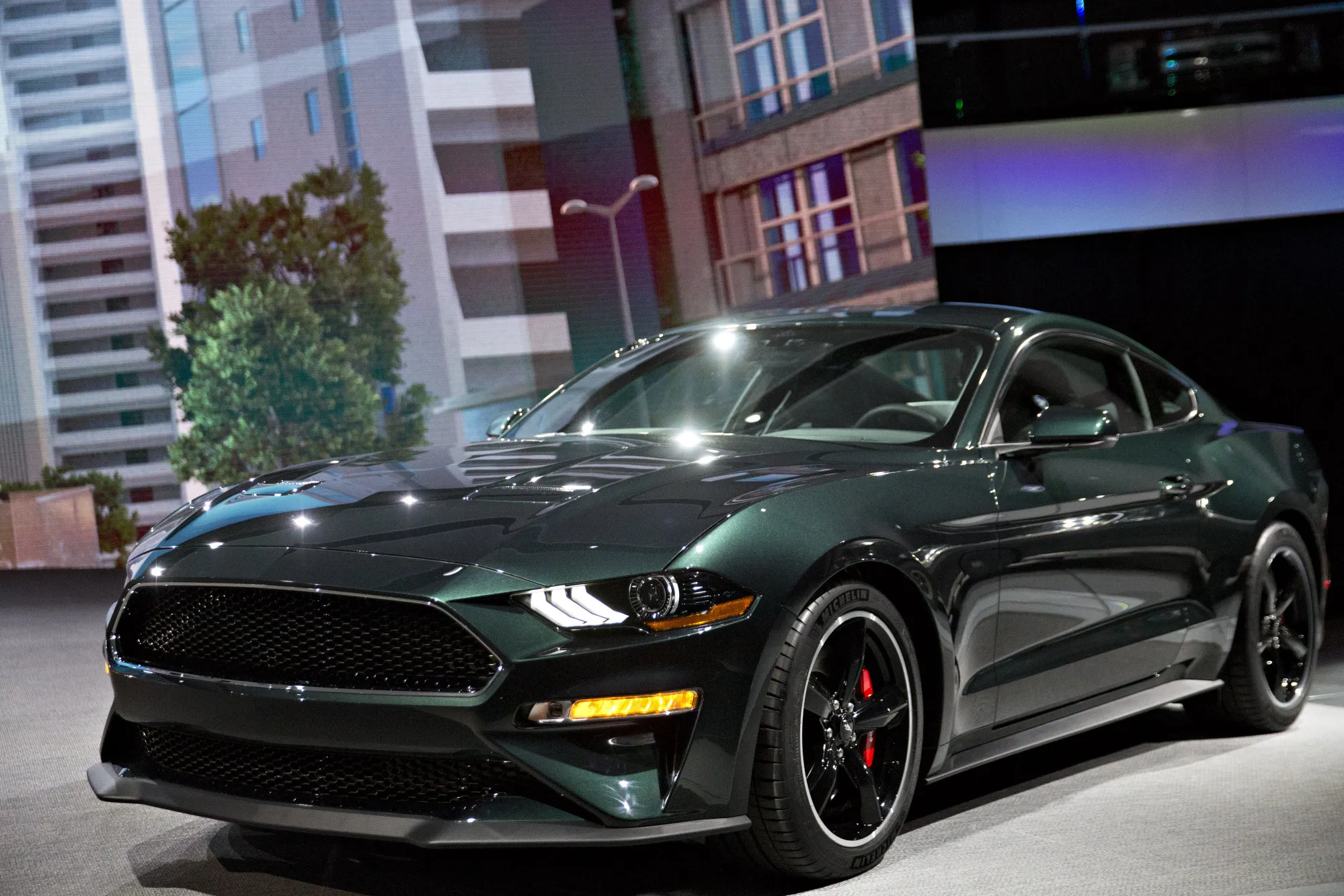 Mustang Bullitt.