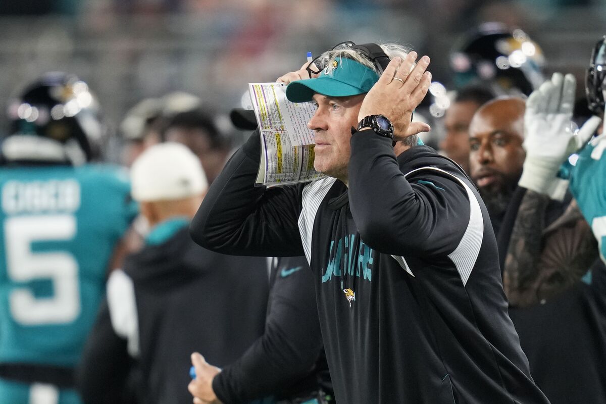 Record 5 1st-year Coaches Lead Teams Into NFL Postseason - Bloomberg