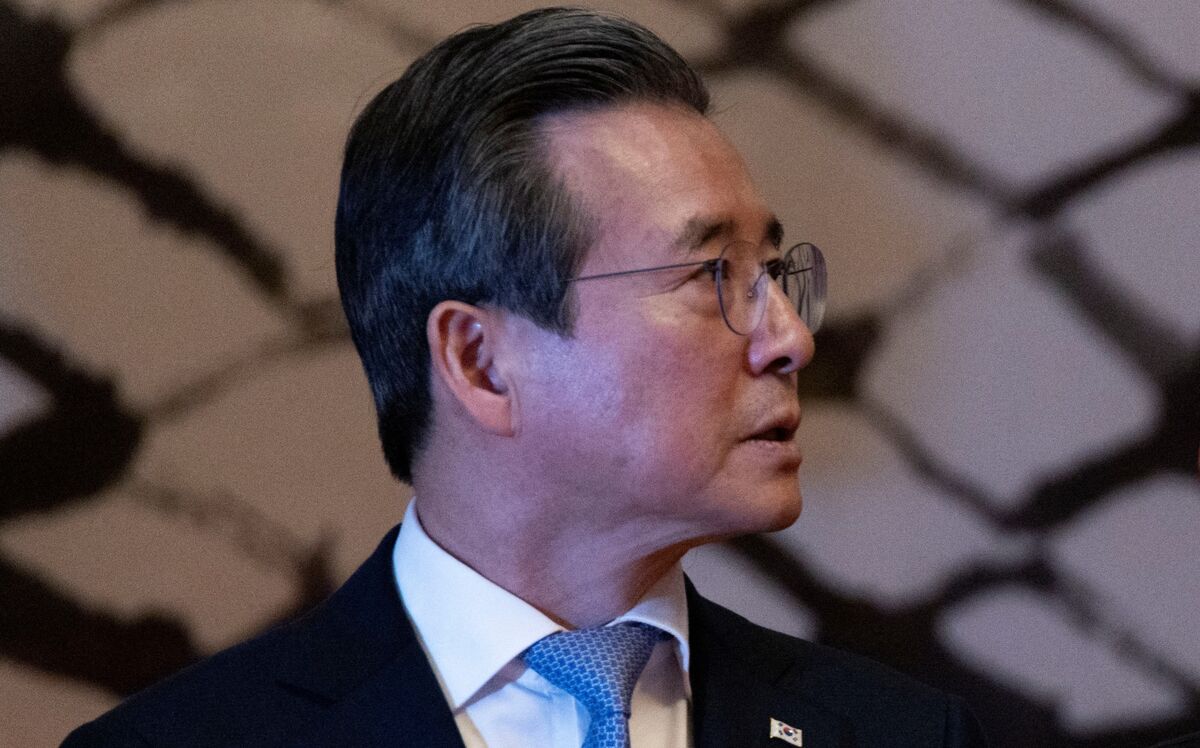 Korean Policy Chief Who Backed Leveraged ETFs Steps Down