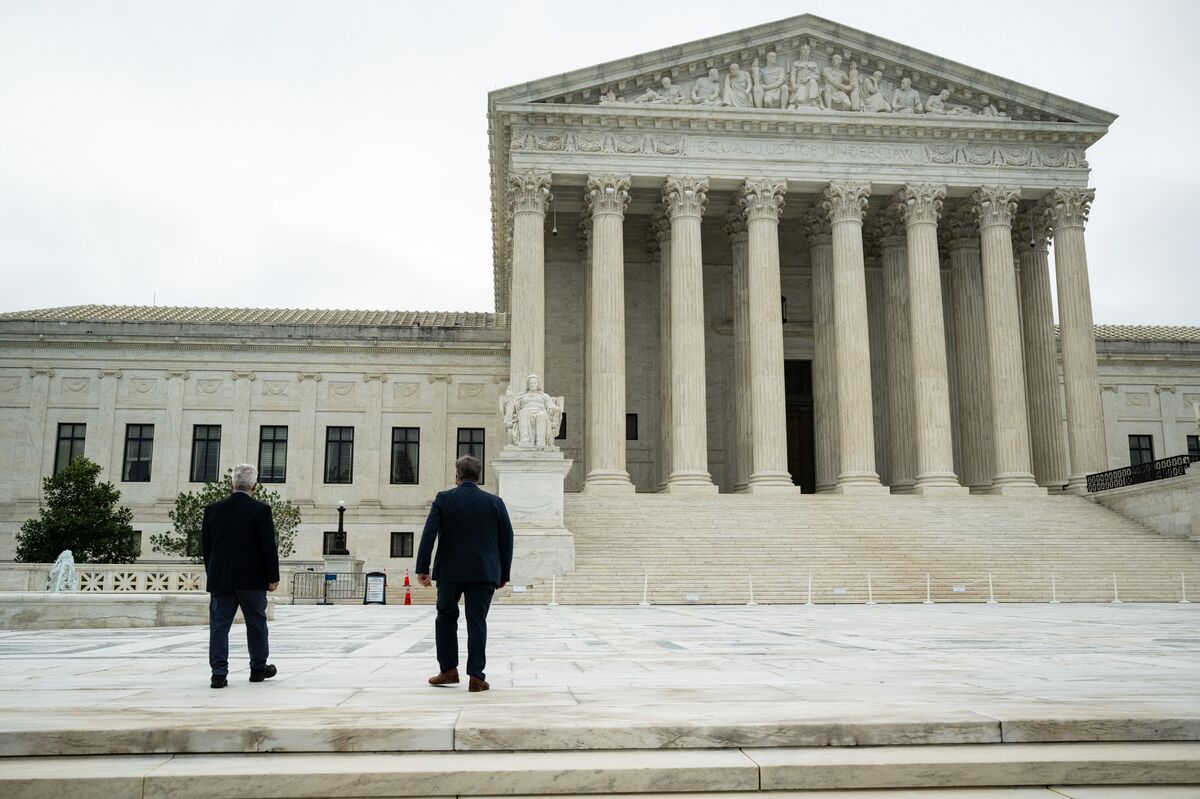 Supreme Court Expands President’s Power to Fire Officials