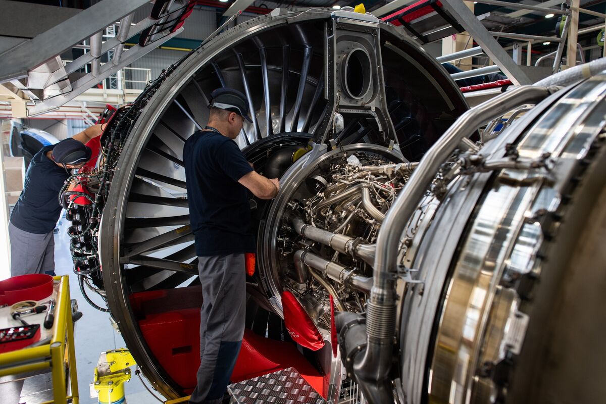 Rolls-Royce Nears £4 Billion UK Pension Liability Sale