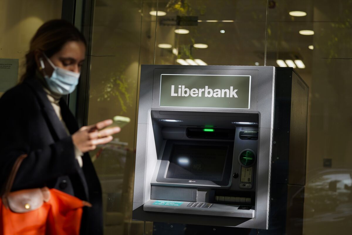 Unicaja to Buy Rival Liberbank in Boost to Spanish Deals - Bloomberg