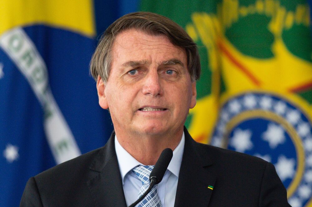 Brazil S Cash Handouts Fail To Buoy Bolsonaro S Popularity Bloomberg