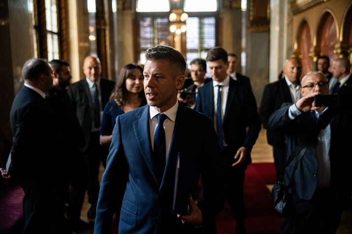 Hungary’s New PM Magyar Demands President Quit in Showdown