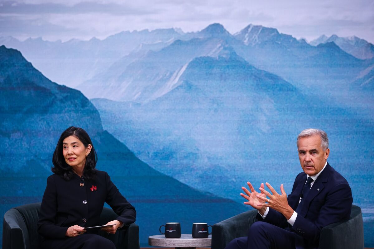 Carney Urged to Test Pension Funds’ Patriotism With Invest-in-Canada Mandate