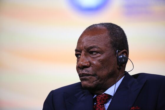 Guinea’s Conde Says Third Term Should be Allowable as Vote Nears