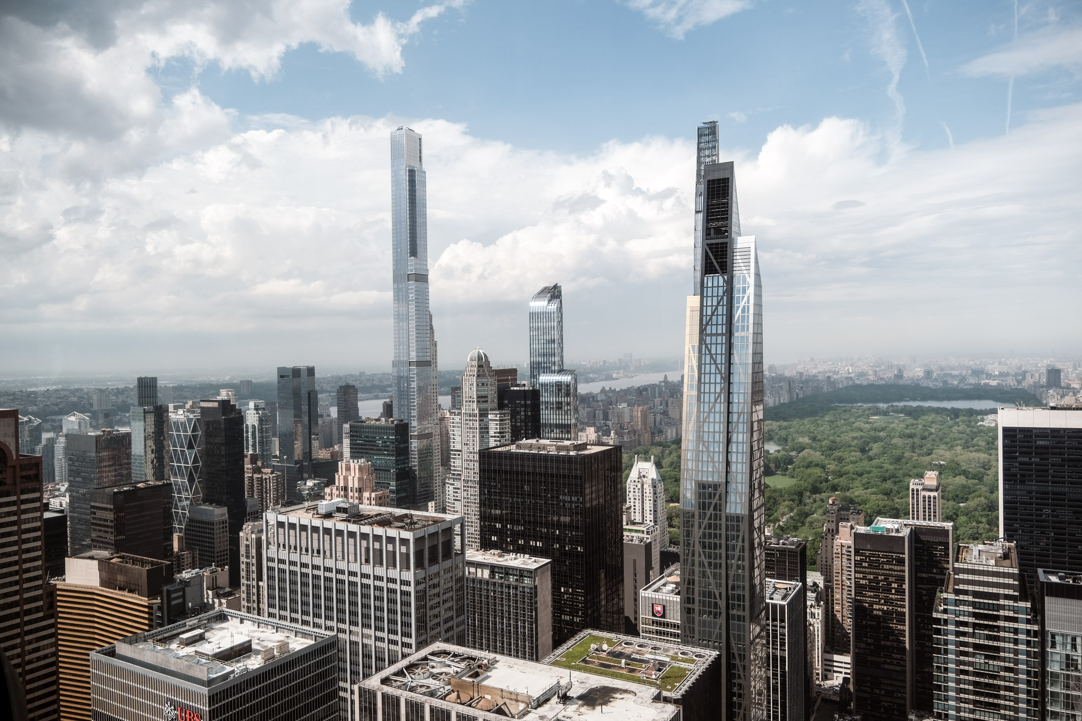 New Condo Towers Are Racing Skyward in Midtown Manhattan