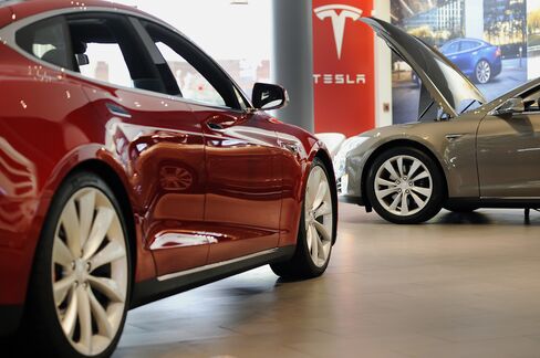 Inside A Tesla Motors Inc. Retail Store As Stock Sale Raises $738 Million