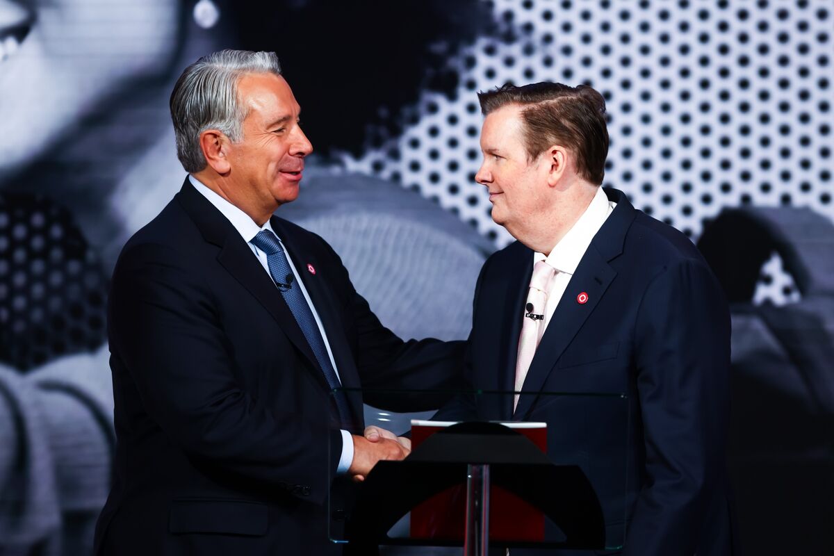 bloomberg.com - Stephanie Hughes - Rogers Offers Buyout Packages to Staff, Seeking to Cut Costs