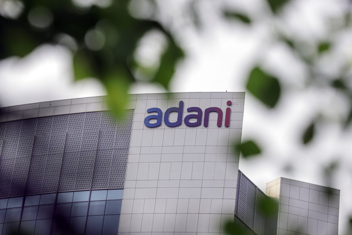 Quant Mutual Fund’s Big Adani Bet Turns Sour on Bribery Charges