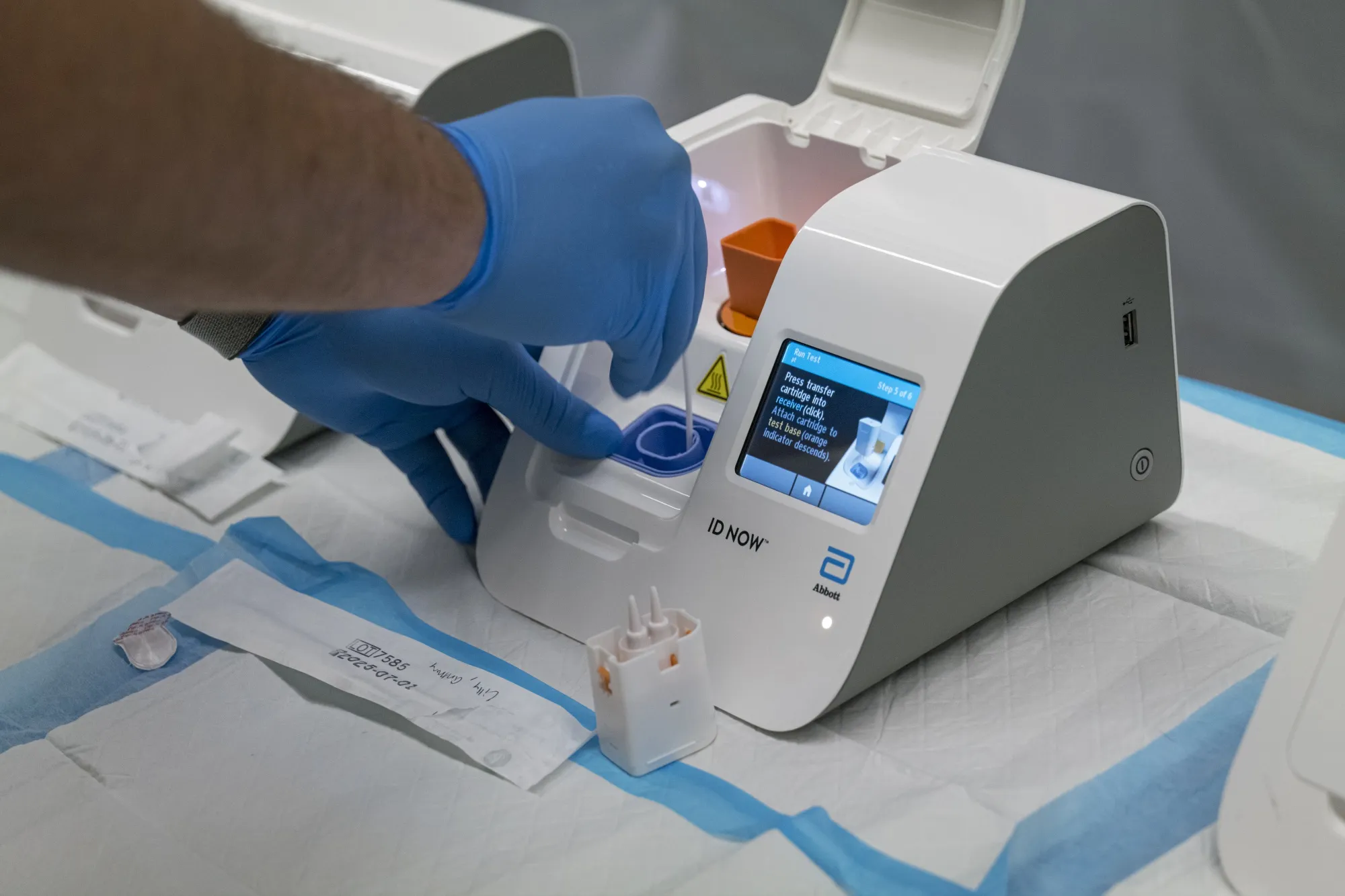 An&nbsp;Abbott Laboratories ID NOW rapid Covid-19 test machine.