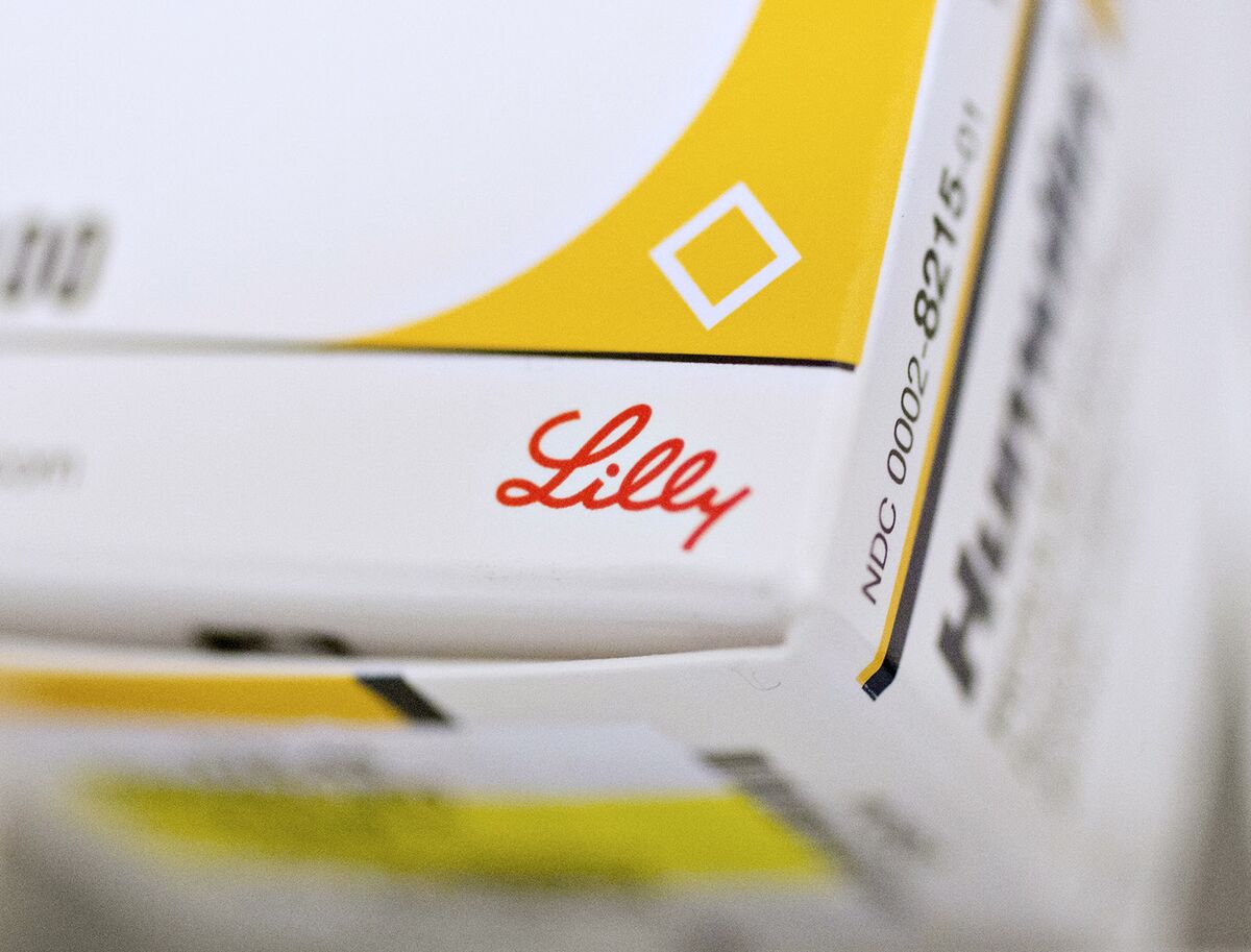 bloomberg.com - Madison Muller - Lilly, Insilico Ink Deal on AI Drugs Worth Up to $2.75 Billion