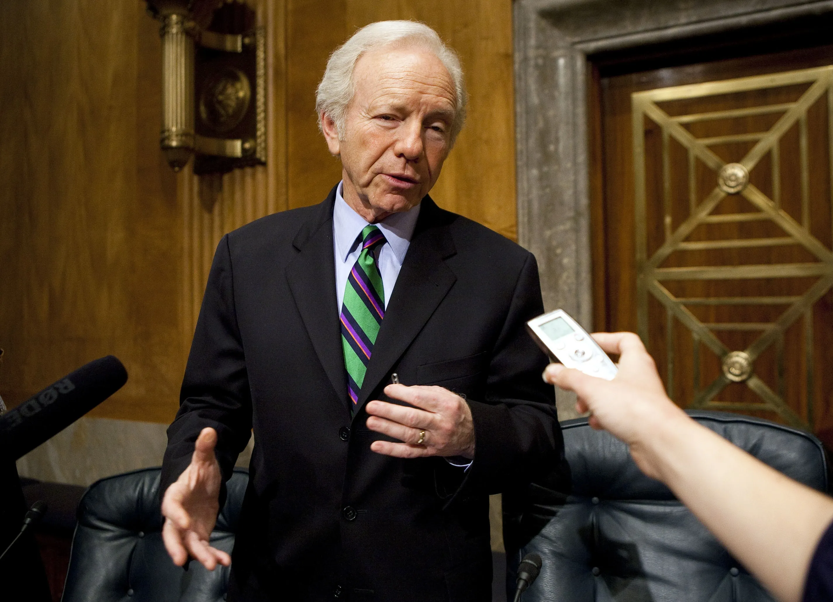 ジョー・リーバーマン氏死去、ユダヤ系初の米副大統領候補－82歳