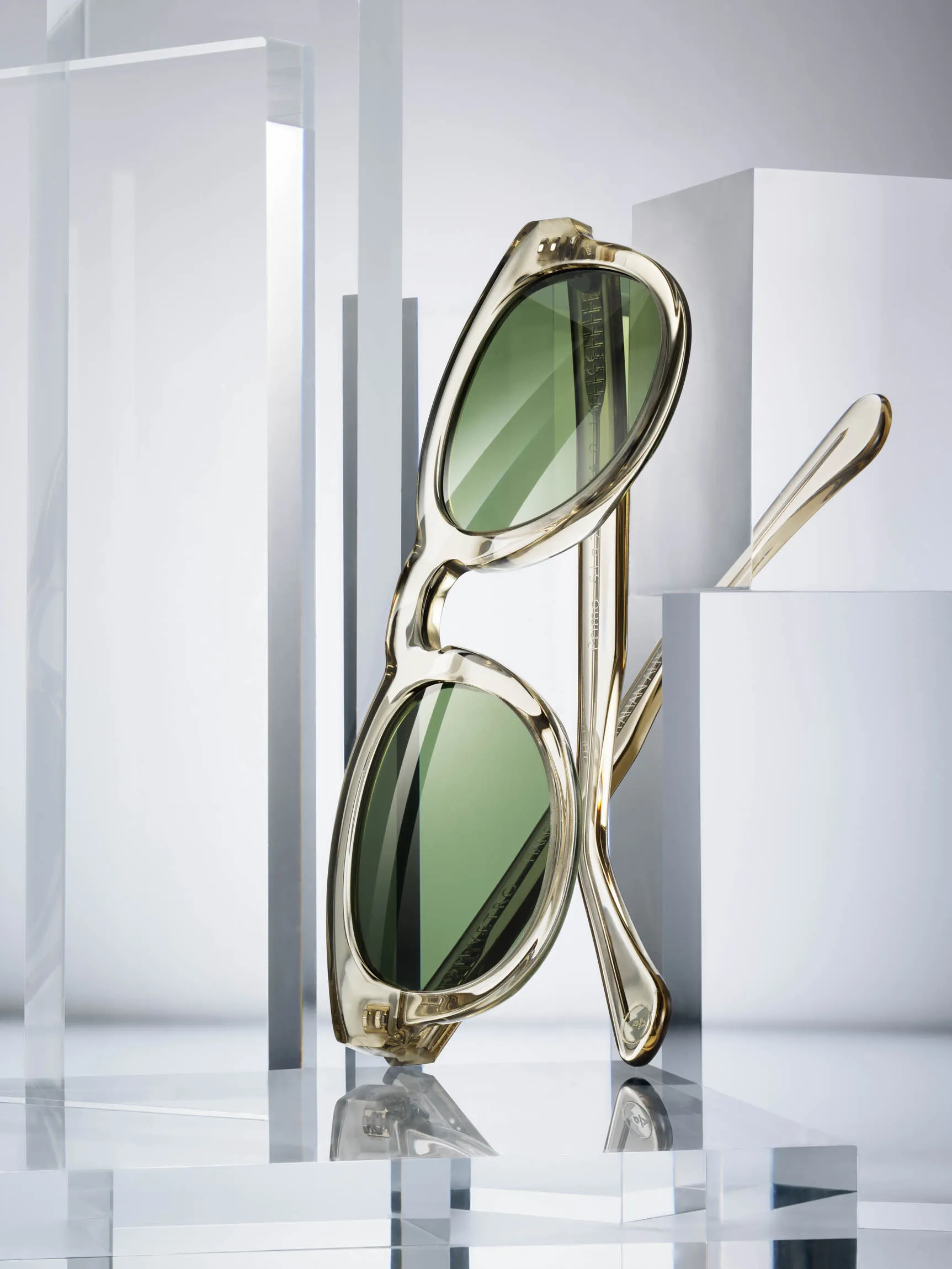 The quartz Primo&nbsp;sunglasses&nbsp;from Dom Vetro.&nbsp;