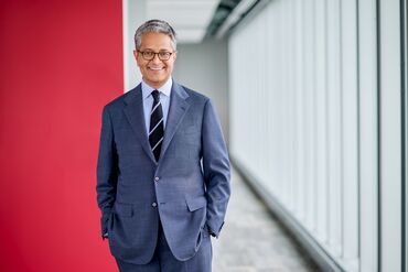 At Vanguard, the Man From BlackRock Ushers in a Quiet Revolution