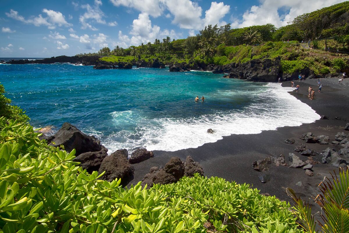 楽園が変わる サステナブル観光にかじ切った米ハワイ州 Bloomberg