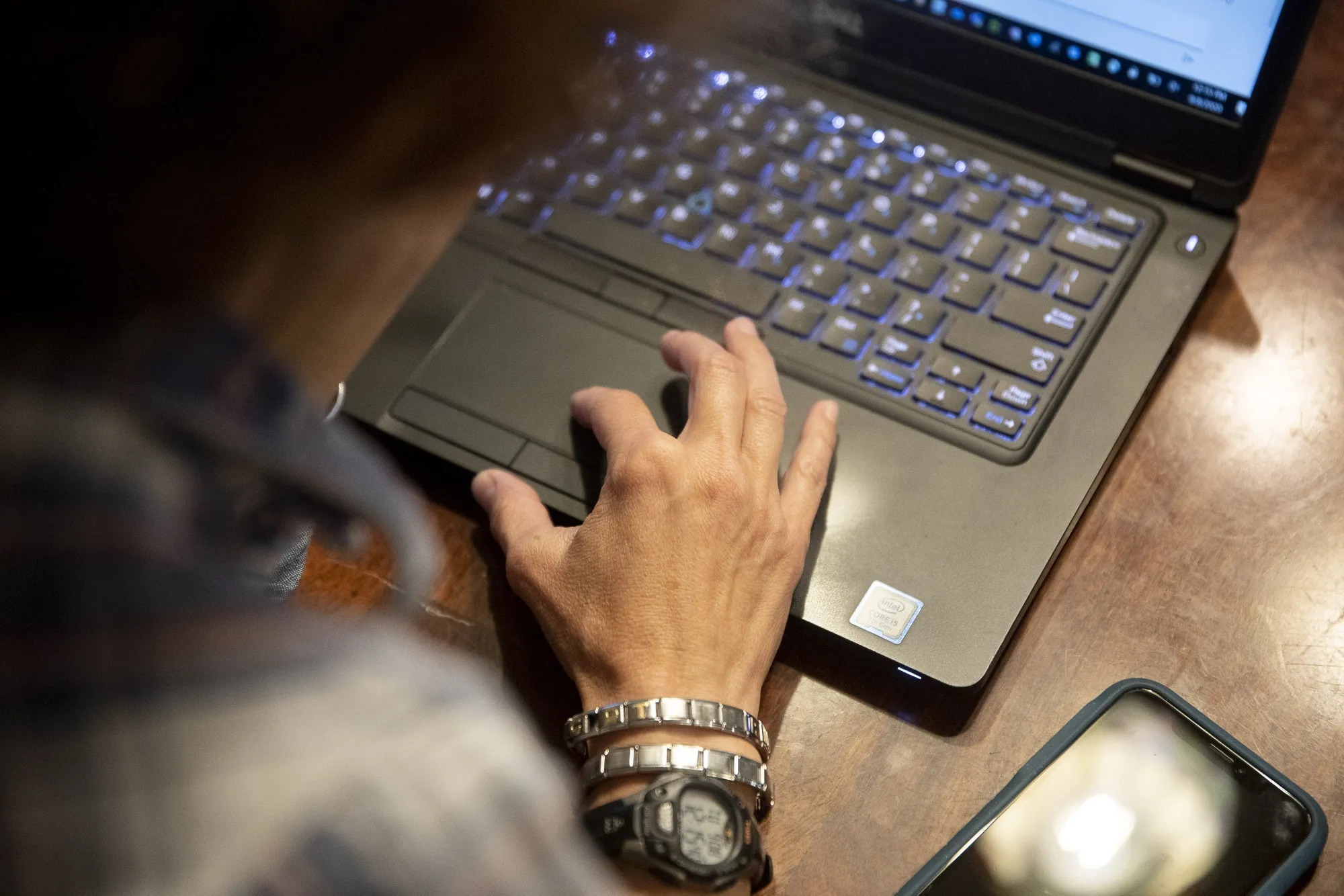 Online Holiday Spending Projected to Rise 8.4 Most Since 2021 Bloomberg