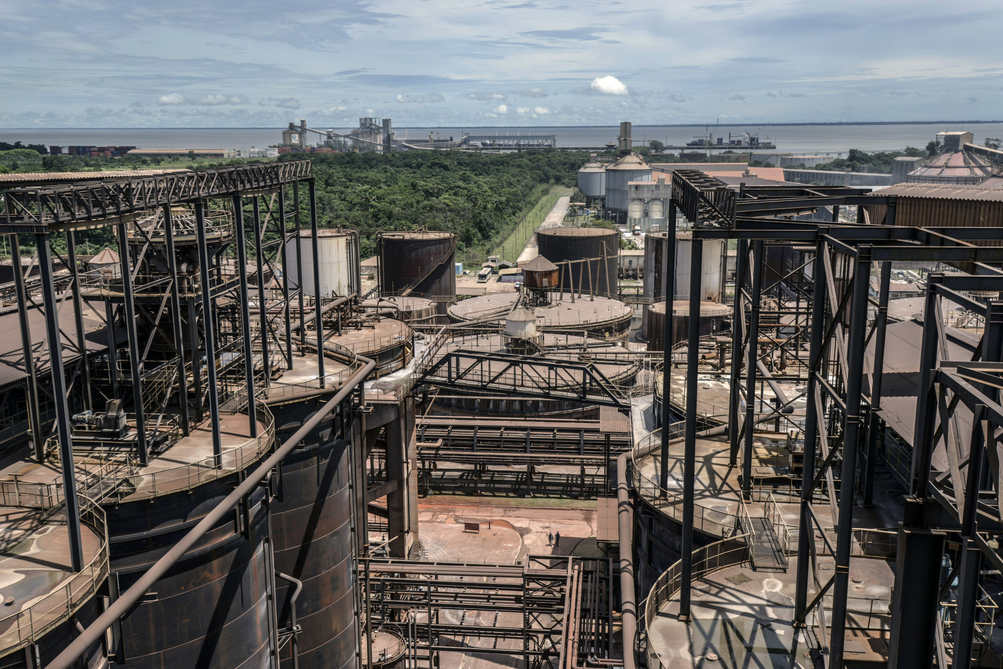 A Hard Rain, Dead Chickens, Lost Jobs: Brazil's Sad Alumina Saga ...