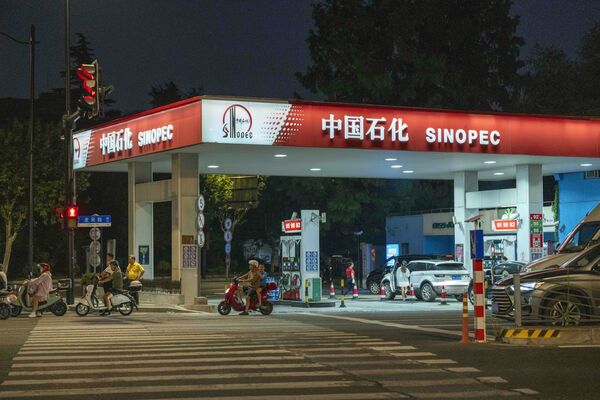 Sinopec Gas Station Ahead of Earnings Announcements