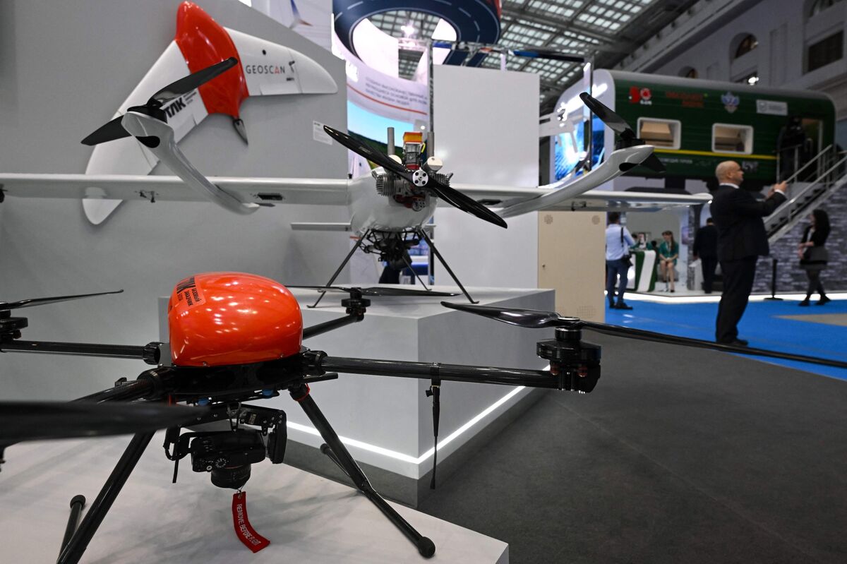 Russia Says FPV Drone Production Has Reached 15,000 Craft a Day