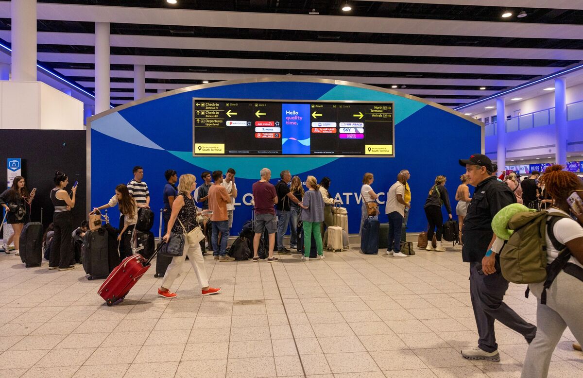 Gatwick Weighs Upgrades as Anchor Tenant EasyJet Goes Premium