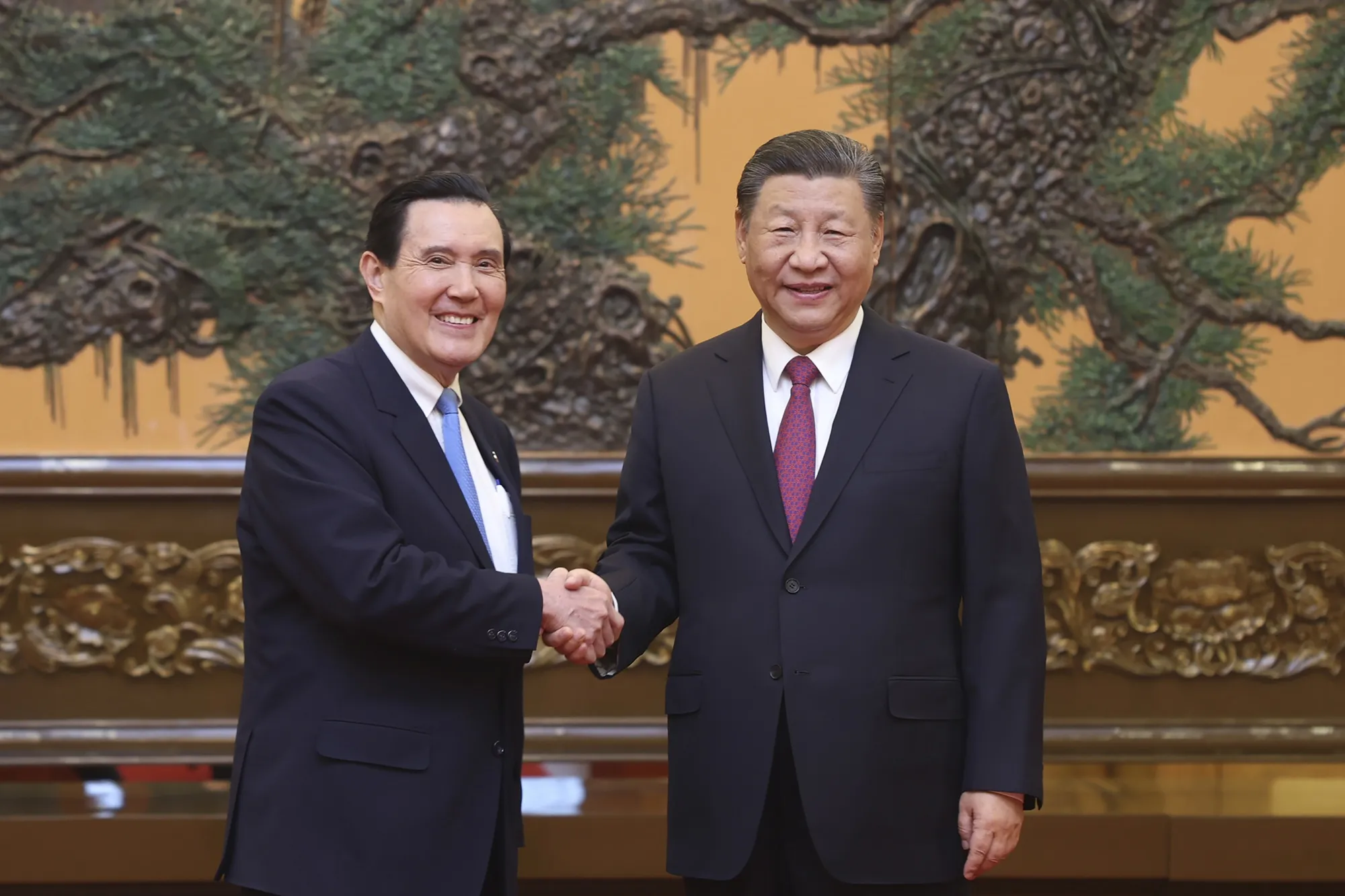 Xi Jinping with Ma Ying-jeou in Beijing April 10.