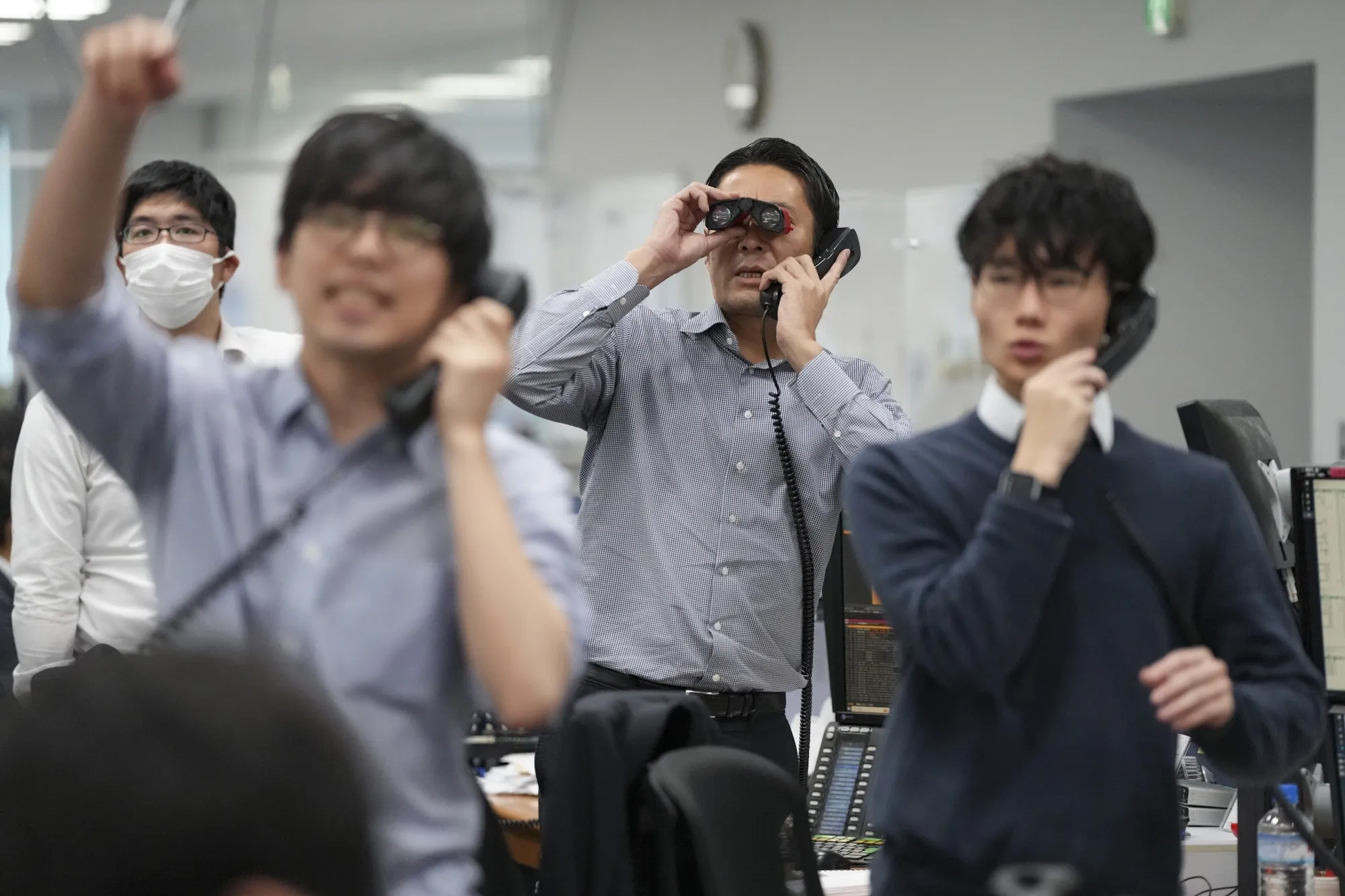 Call loan brokers at Tokyo Tanshi&nbsp;in Tokyo, Japan on Nov. 22, 2023.&nbsp;