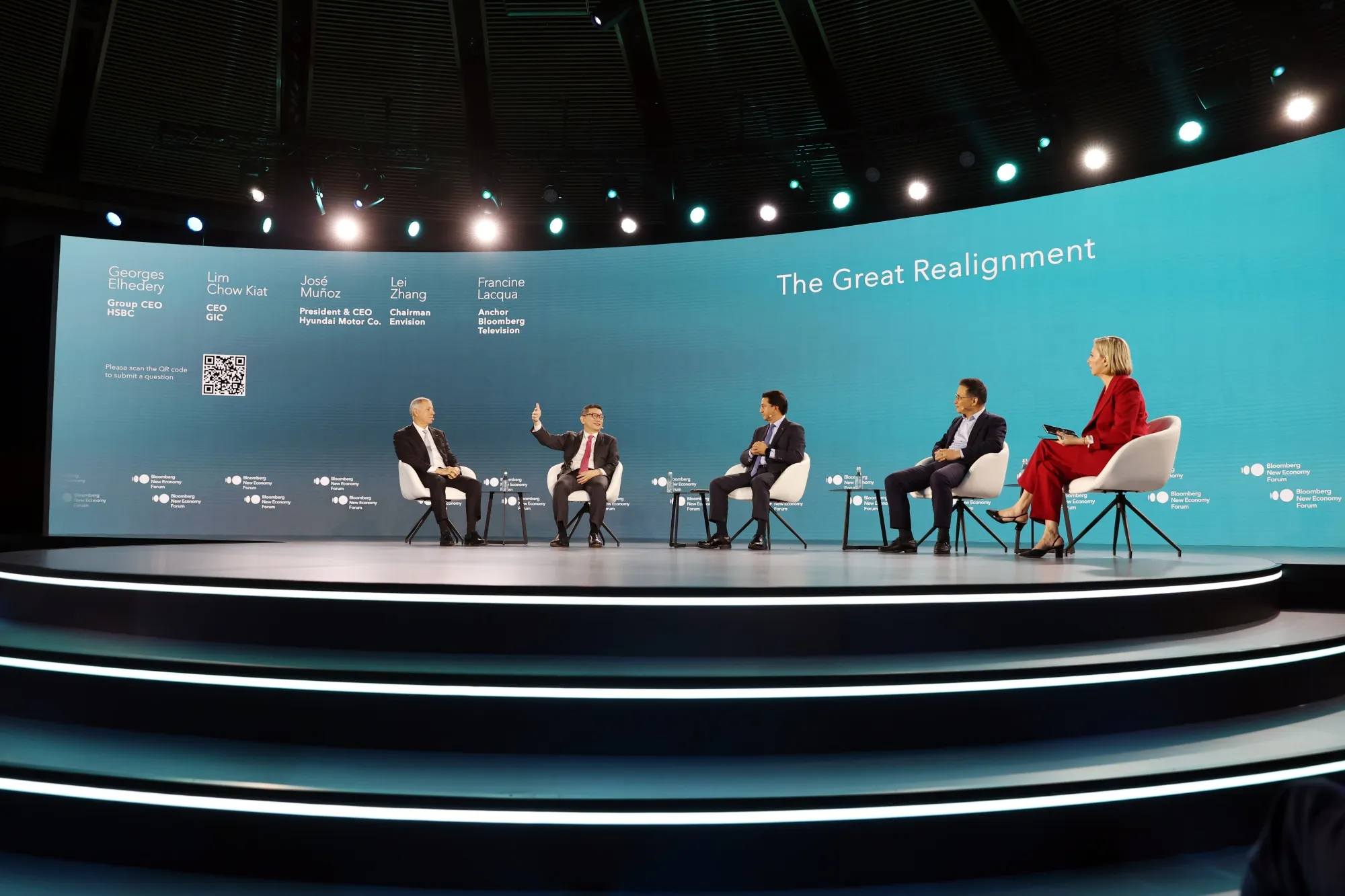 Georges Elhedery, chief executive officer of HSBC Holdings Plc, from left, Lim Chow Kiat, chief executive officer of GIC Pte., Jose Munoz, chief executive officer of Hyundai Motor Co. and Lei Zhang, chief executive officer of Envision Group, during the Bloomberg New Economy Forum in Singapore, on Wednesday, Nov. 19, 2025.&nbsp;