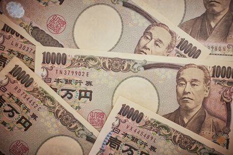 Japanese Banknotes and Coins As Yen Rallies 