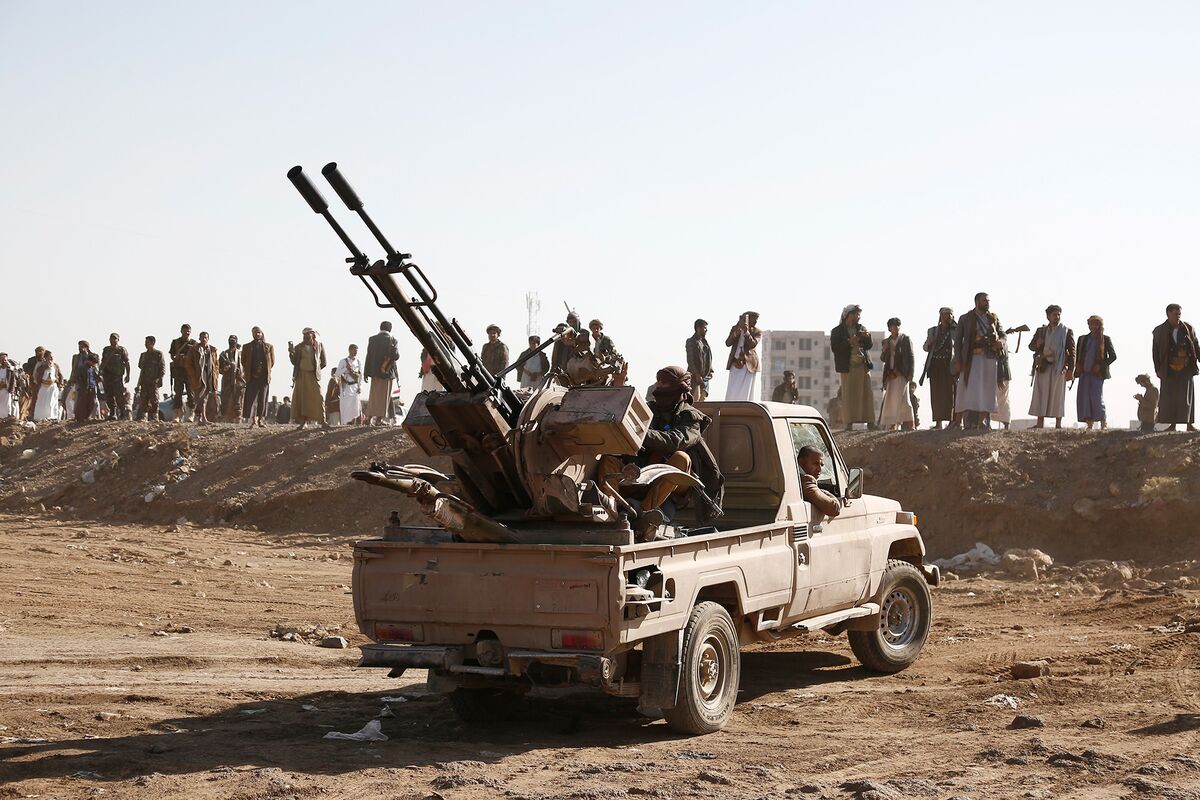 Iran-Backed Houthis' Red Sea Plan; Saudi Wealth Fund's Plans; Abu Dhabi's Deals - Bloomberg