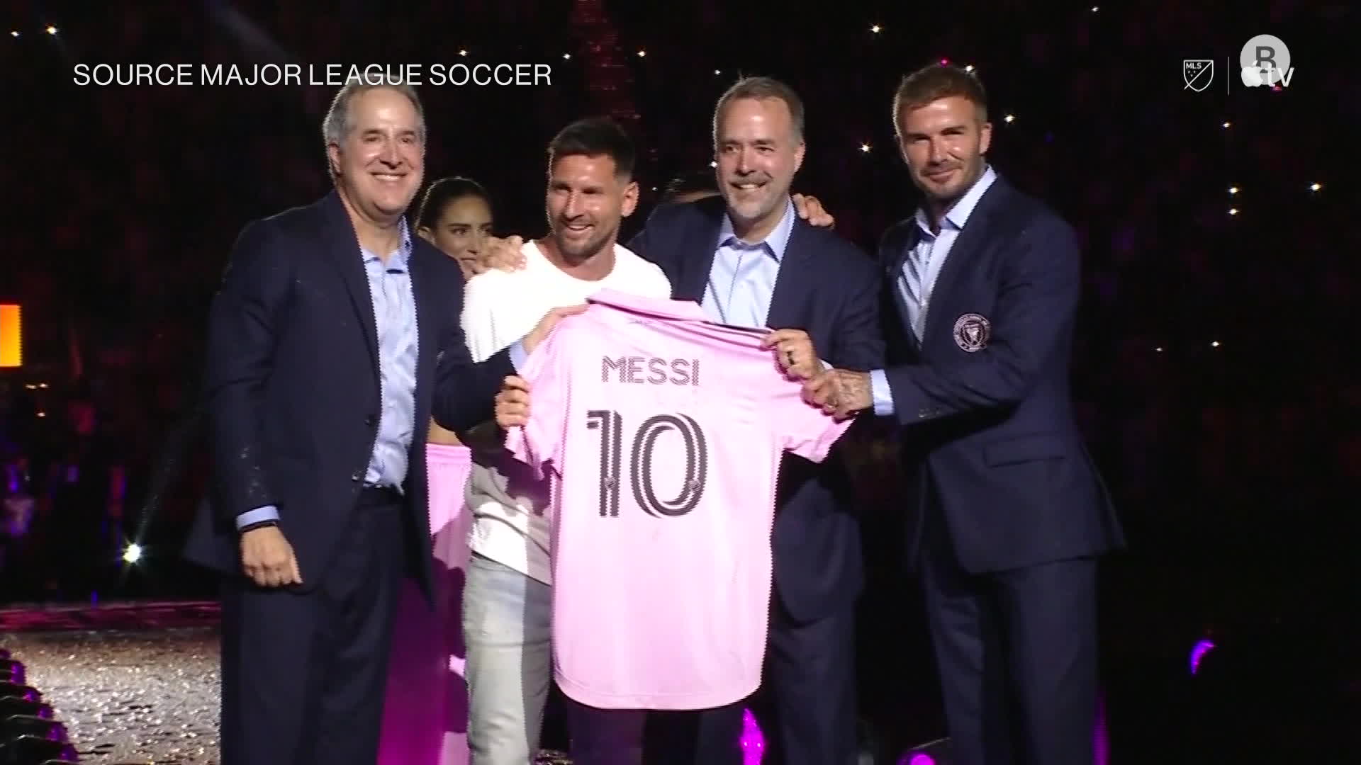 Lionel Messi announces he will sign with MLS' Inter Miami, spurning rich  Saudi offer